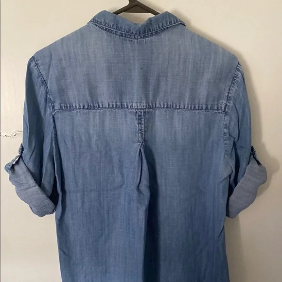 Chambray 1/2 Button-Up Shirt - Picture 4 of 4